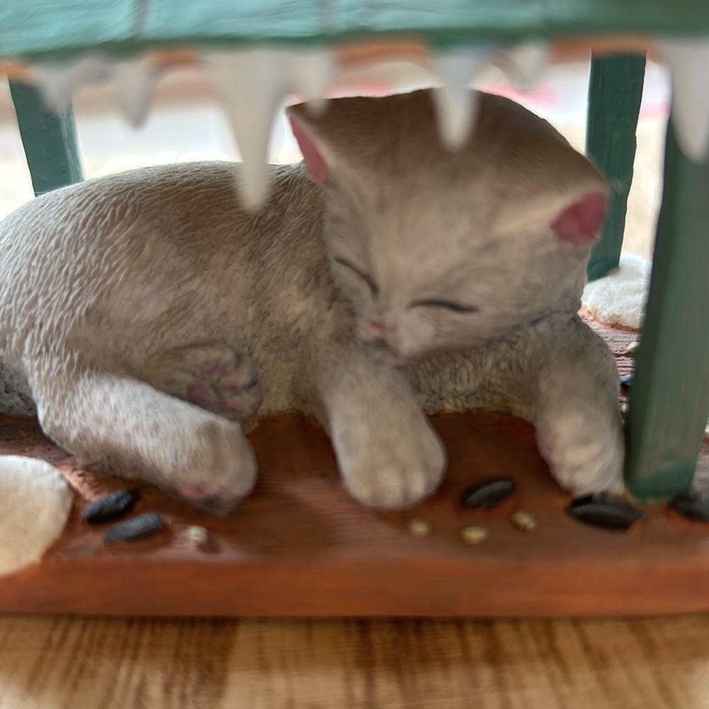 “Lenox “Winter Sunshine” Sleeping Gray Kitty Cat & Curious Bird Figurine New - Picture 3 of 11